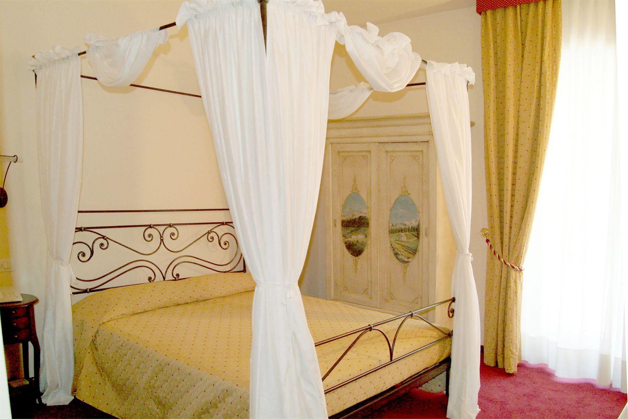 Albergo Olivo Belluno Veronese Dış mekan fotoğraf